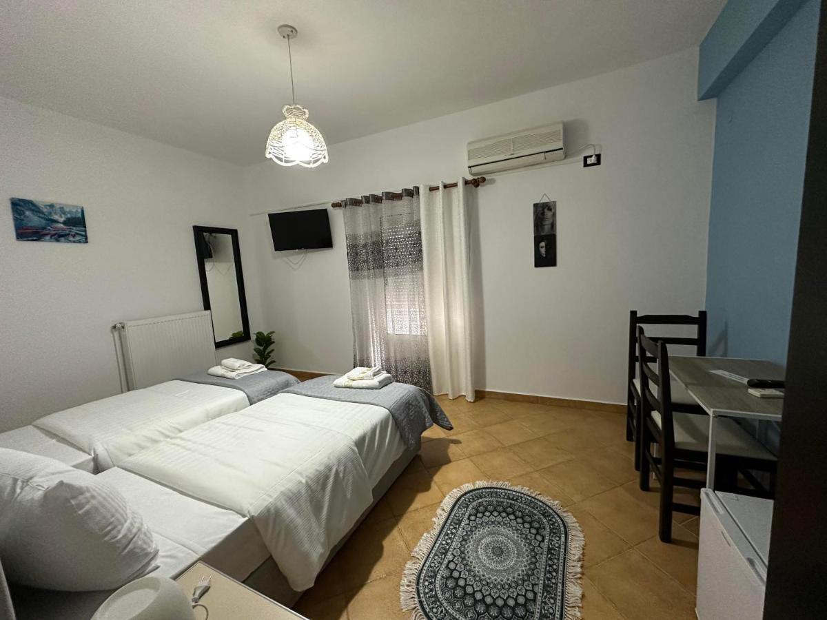 Guest House Krishen Përmet Esterno foto